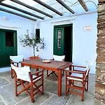 Ferienhaus Fyrou- Serenity / Idyllic Traditional Experience
