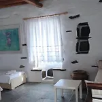 Fyrou- Serenity / Idyllic Traditional Experience Ferienhaus *