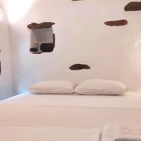 Fyrou- Serenity / Idyllic Traditional Experience Ferienhaus