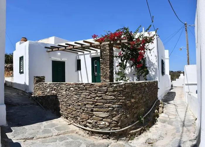 Fyrou- Serenity / Idyllic Traditional Experience Artemonas