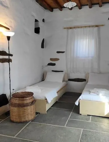 Fyrou- Serenity / Idyllic Traditional Experience Ferienhaus Artemonas