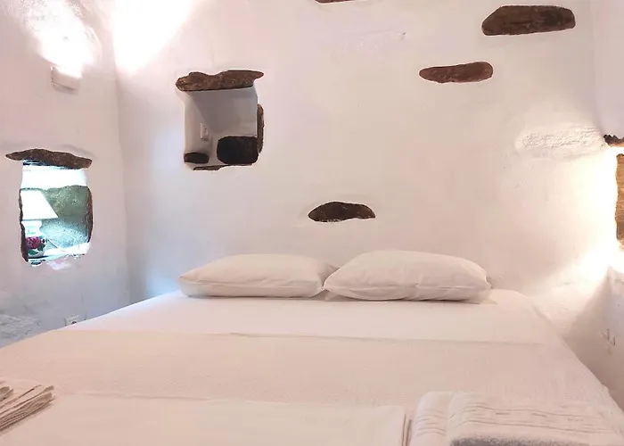 Fyrou- Serenity / Idyllic Traditional Experience Ferienhaus