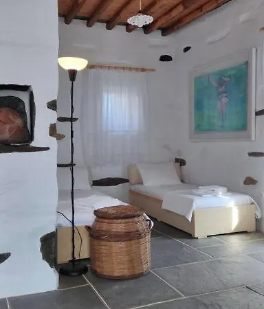 בית נופש Fyrou- Serenity / Idyllic Traditional Experience Artemonas