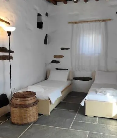 Fyrou- Serenity / Idyllic Traditional Experience בית נופש Artemonas