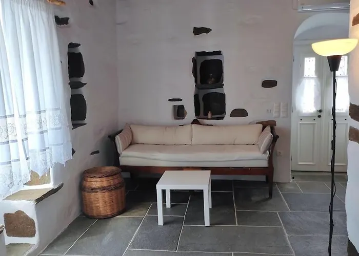 펜션 Fyrou- Serenity / Idyllic Traditional Experience *